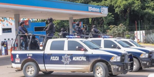 Arrestan a Policía por conducir alcoholizado en Bahía