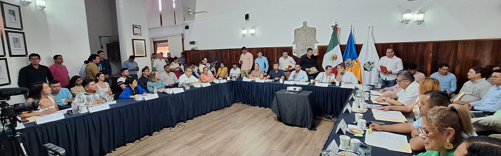 Aprueba Ayuntamiento contribución de extranjeros; se enviará al Congreso