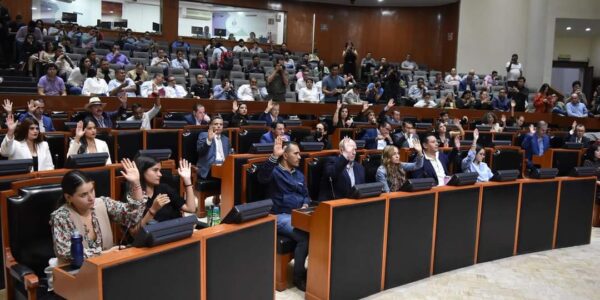 Integran comisiones en Congreso; Yussara presidirá la de Medio Ambiente