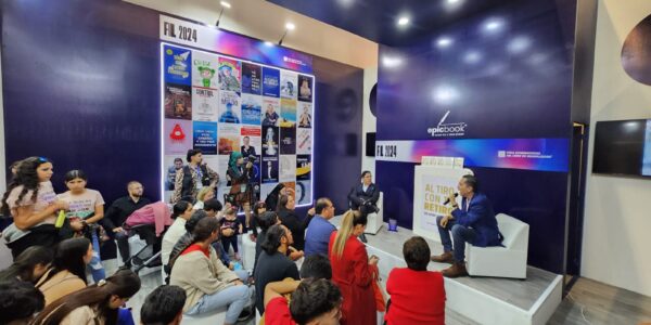 Presenta Pavin Guzmán su libro «Al tiro con el retiro» en la FIL 2024