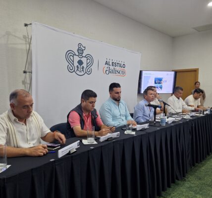 Anuncia Lemus nuevo sistema de transporte eléctrico en Puerto Vallarta