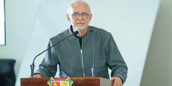 Crimen organizado controlaba licencias de construcción en Bahía: Navarro Quintero