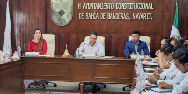 Habrá mas cambios en gabinete: Héctor Santana