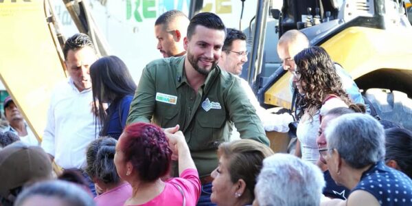 Arranca pavimentación de calles Japón, Italia y 8 de Mayo en El Mangal