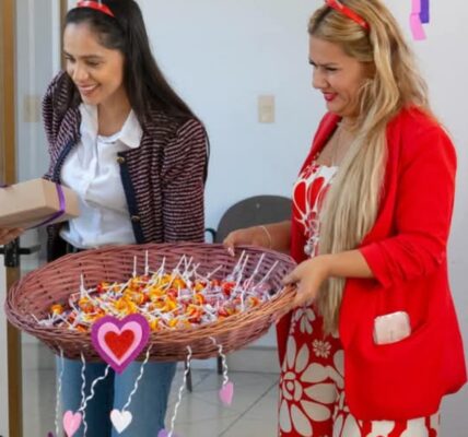 Directora del DIF Vallarta ahora a Seapal en Cultura del Agua
