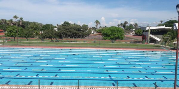 Gestionan Ayuntamiento 8 millones ante Conade para arreglar alberca olímpica