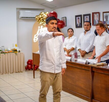 ¡Siempre sí! Omar Dávila reaparece y toma las riendas del Registro Civil