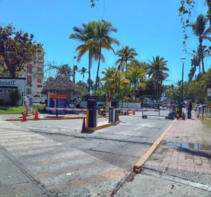 Colocan cerca y cierran acceso a club de playa FIBBA de Nuevo Vallarta