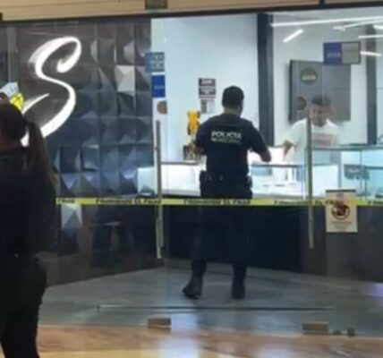Vinculadas a proceso mujeres que preguntaron en Fiscalía por presunto asaltante de joyería 
