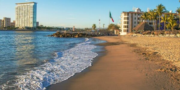 Avanza certificación de Playa de Oro
