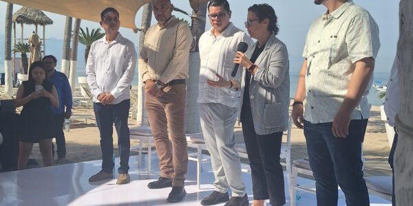 Inicia convenio para certificación Blue Flag en 21 playas de Puerto Vallarta y Costa Alegre