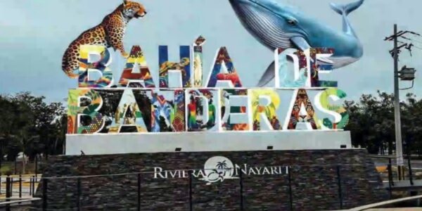 A un año de inaugurarse con Mirtha, Santana anunció remodelación de parador de entrada a Bahía