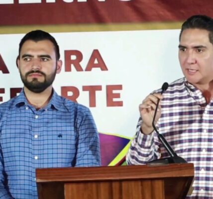 Vertieron aguas negras al mar de Sayulita y ahora “todo está limpio”