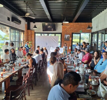 Se preparan restauranteros de Canirac para Semana Santa y Pascua