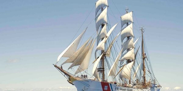 Habrá visitas guiadas al buque de Segunda Guerra Mundial que llegará a Puerto Vallarta