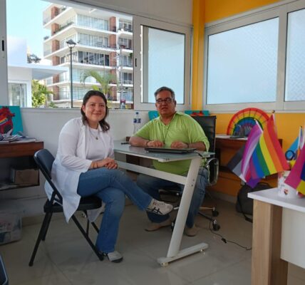Jefatura de Diversidad Sexual brinda atención medica a comunidad LGBTQ en Puerto Vallarta