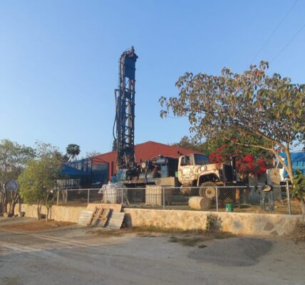 Preocupación por excavación de pozos profundos cuando El Tuito no tiene agua; son de extranjeros