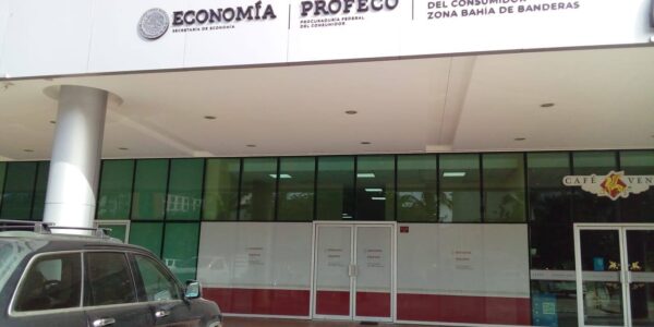 Multan a Walmart con 20 mil pesos por no comparecer ante Profeco; TV reclamada cuesta 14 mil