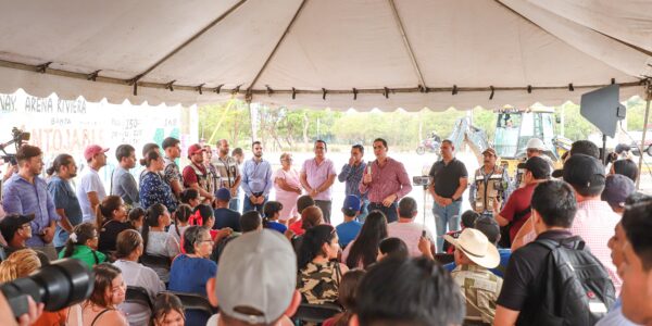 «No venimos a huevonear”: Santana estalla contra funcionarios que pidieron vacaciones