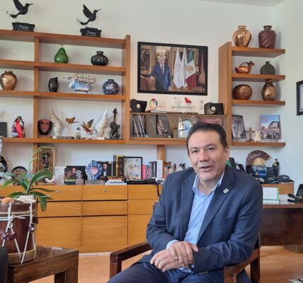 Acorta Volaris a 55 minutos la distancia entre Puerto Vallarta y Morelia