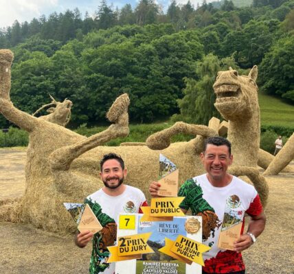 Escultor de arena del Malecón de Puerto Vallarta es premiado en Francia