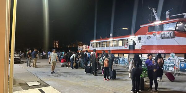Zarpa primer viaje en ferry de Puerto Vallarta a Islas Marías