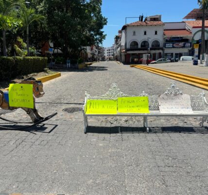 Denunciarán a quienes movieron las bancas para bloquear calles