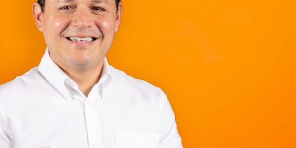 Nombran a Óscar Pérez nuevo coordinador regional del Servicio Estatal Tributario