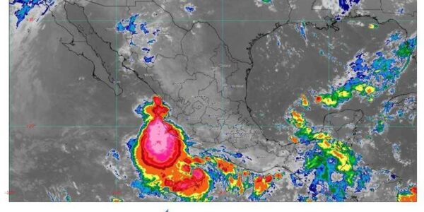 Por tormenta tropical «Narda», Servicio Meteorológico advierte lluvias intensas en Jalisco y fuertes en Nayarit