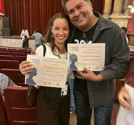 Actores vallartenses son reconocidos como Mejor Actor y Mejor Co-actriz en Encuentro de Teatro del Interior 