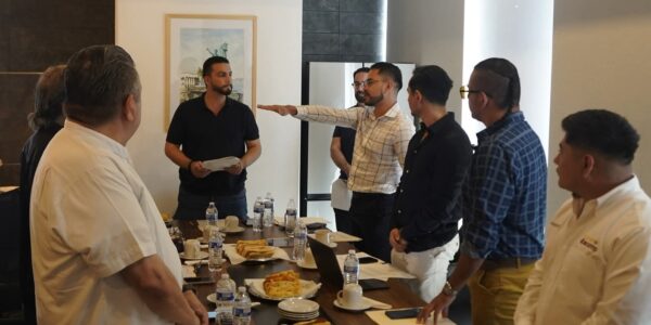 Finalmente es Ricardo Martínez quien suple a Lupita Basulto en el Instituto Vallartense de Cultura