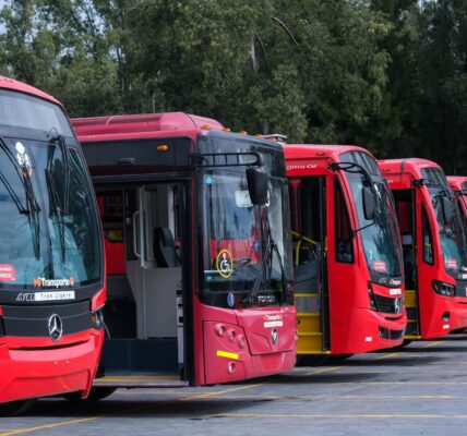 Promete Gobernador primeros 15 camiones el 1° de Noviembre