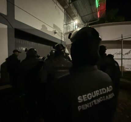 Se fuga reo de Penal de Ixtapa y detienen a 4 custodios