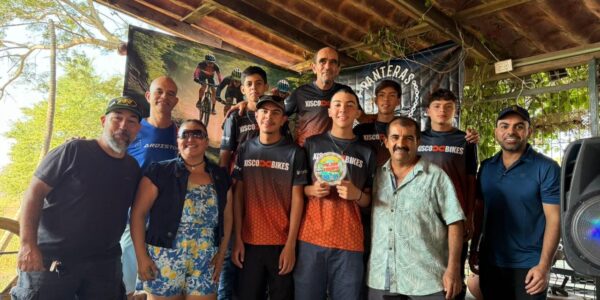 Ra Aguilar apoya ciclistas como patrocinador del Serial LICIBA 2025