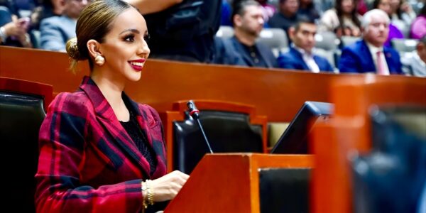 Propone Yussara ley para vehículos oficiales que funcionarios usan como particulares