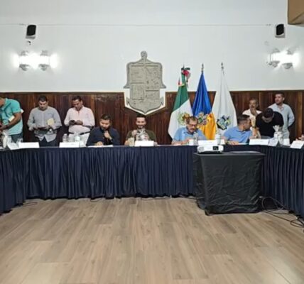 Presupuesto de Egresos 2026: 43% sueldos, jubilaciones y fideicomisos 25%, obra pública 7%