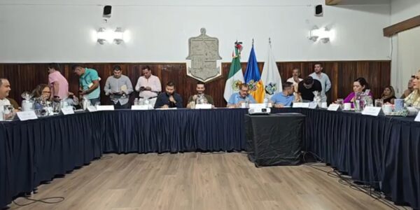 Presupuesto de Egresos 2026: 43% sueldos, jubilaciones y fideicomisos 25%, obra pública 7%