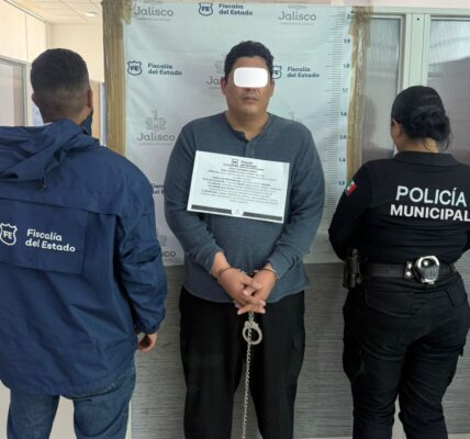 Aprehenden a chófer de Uber por abuso sexual infantil agravado