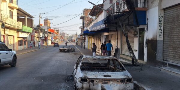 Recuento de daños en Puerto Vallarta por bloqueos Recuento de daños en Puerto Vallarta por bloqueos