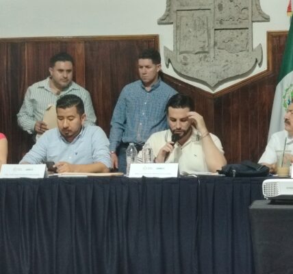 Aprueba el Ayuntamiento 323 mil pesos para programa estatal «Crece tu negocio»