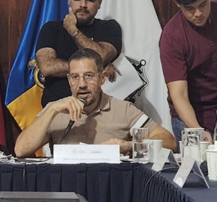 Anuncian «Juventudes del Bien»: Estímulo de 5,000 pesos para estudiantes destacados