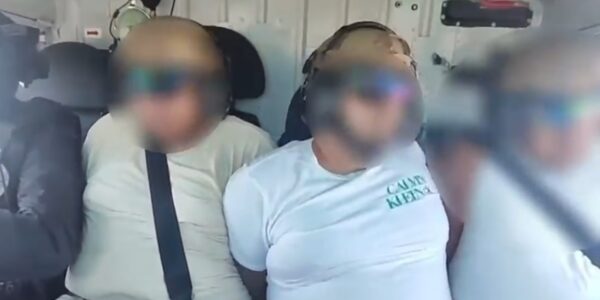 Trasladan 3 reos organizadores del motín en Penal de Ixtapa; evacuan juzgados