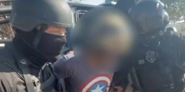 Ya faltan 17: recapturan a asesino de periodista londinense