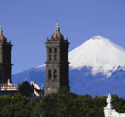Volaris volará a Puerto Vallarta desde Aguascalientes, Puebla y San Luis Potosí.