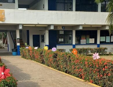 Abren inscripciones de Preparatoria UdeG Módulo Ixtapa