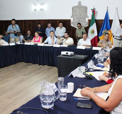 En comisiones del Congreso créditos para Seapal y Ayuntamiento por 325 mdp y refinanciamiento de deuda pública por 312 mdp