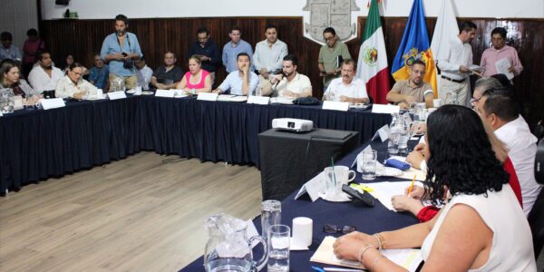 En comisiones del Congreso créditos para Seapal y Ayuntamiento por 325 mdp y refinanciamiento de deuda pública por 312 mdp