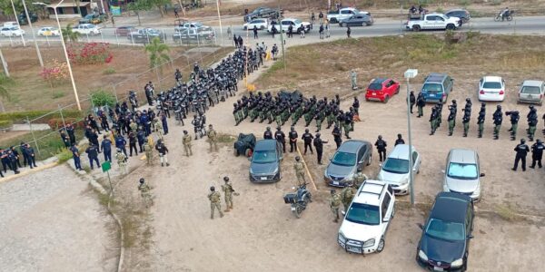Operativo en Ceinjure de Puerto Vallarta deja decomisos y traslado de 6 internos a Puente Grande