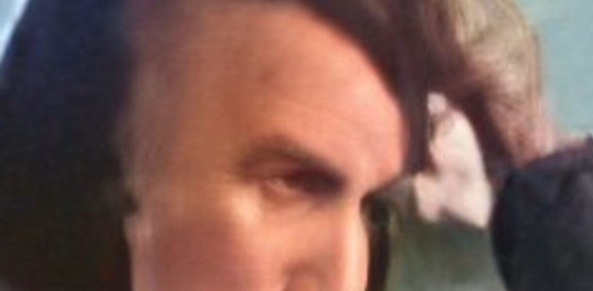 Fiscalía de Nayarit ofrece 100 mil pesos a quien dé el paradero del agresor de Erik Saracho