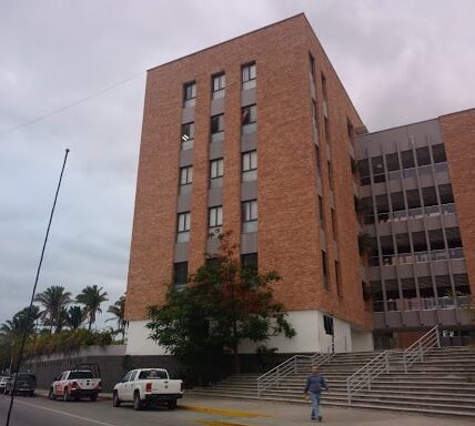 Hay guardias en oficinas municipales; revisa qué trámites puedes realizar